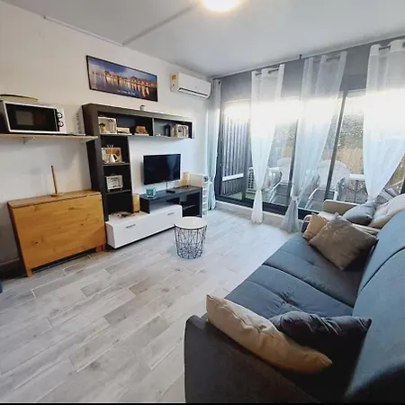 Appartement Joli A Deux Pas De La *